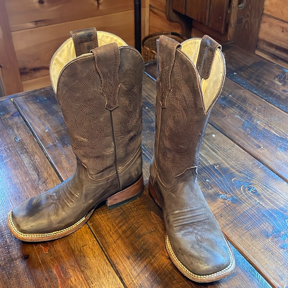 “Rockin Leather” Cowgirl boots